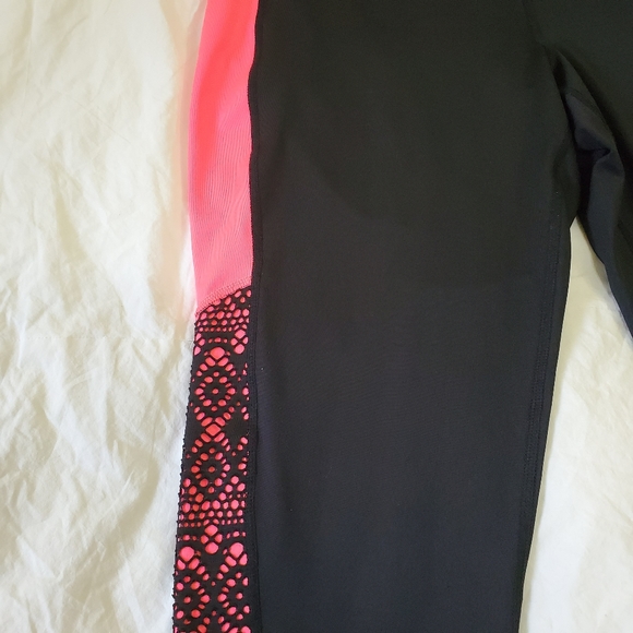 Active Leggings Size XL - Picture 5 of 11